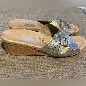 Rare silver and gold Worishifers for you.